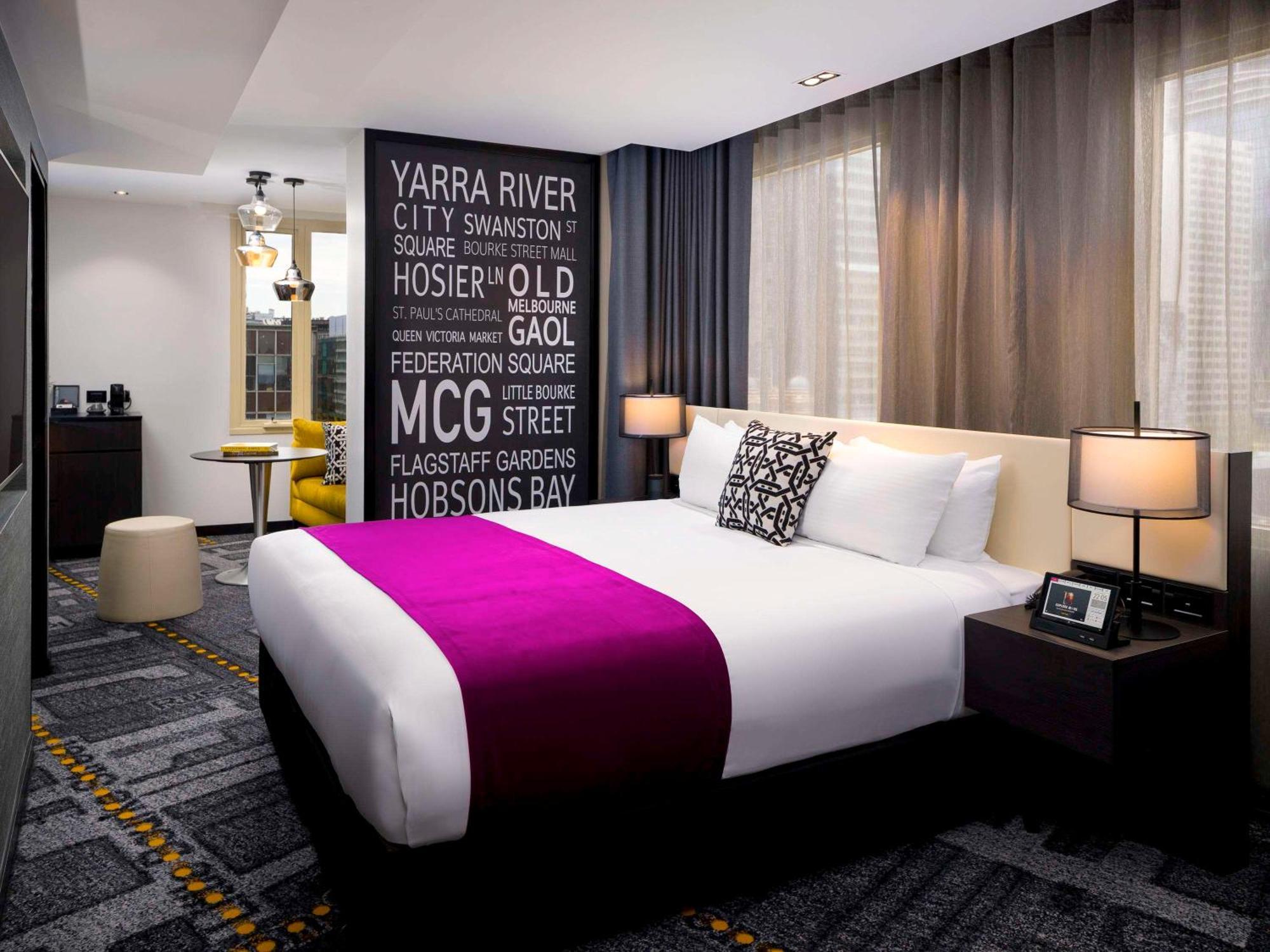 Pullman Melbourne City Centre Kültér fotó A room at the W Melbourne